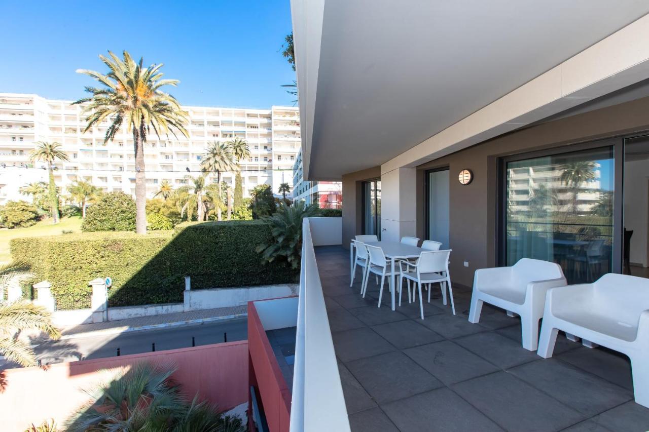 Renovated 2-Br Apartment With Terrace And Pool カンヌ エクステリア 写真